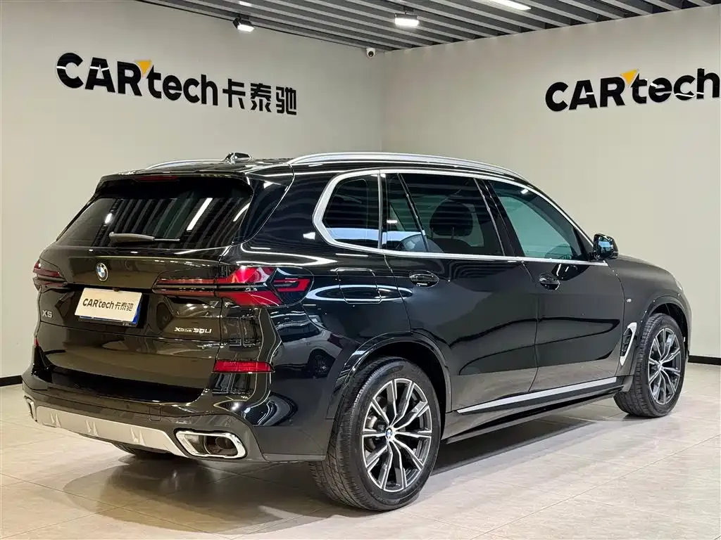 BMW X5 — фото 10