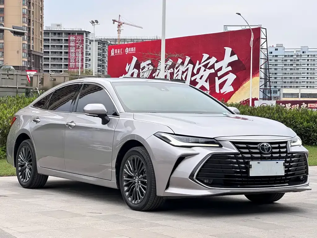 Toyota Avalon 2023 из CN, фото 4