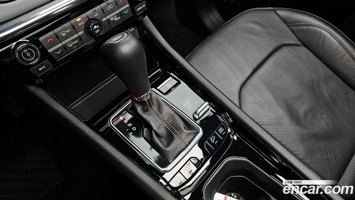 Jeep Compass 2022 из KR, фото 10
