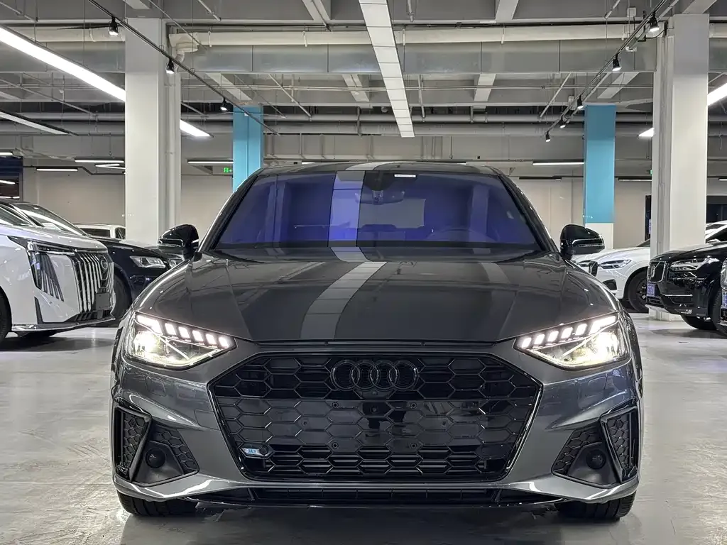 Audi A4L — фото 5