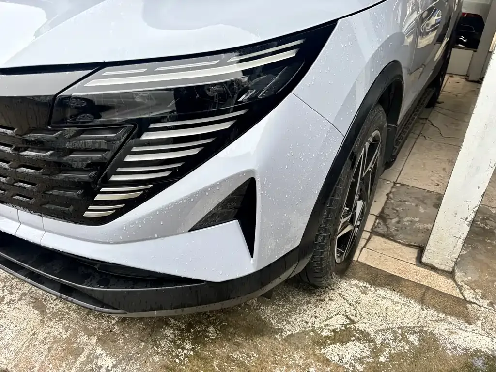 Nissan Qashqai — фото 9