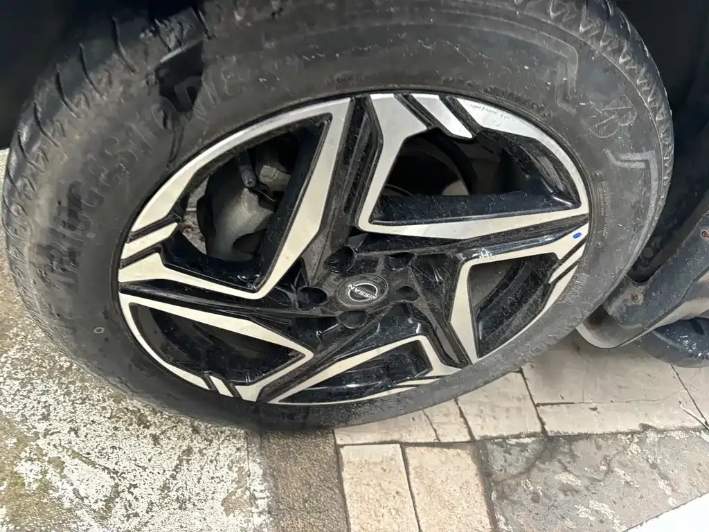Nissan Qashqai — фото 10