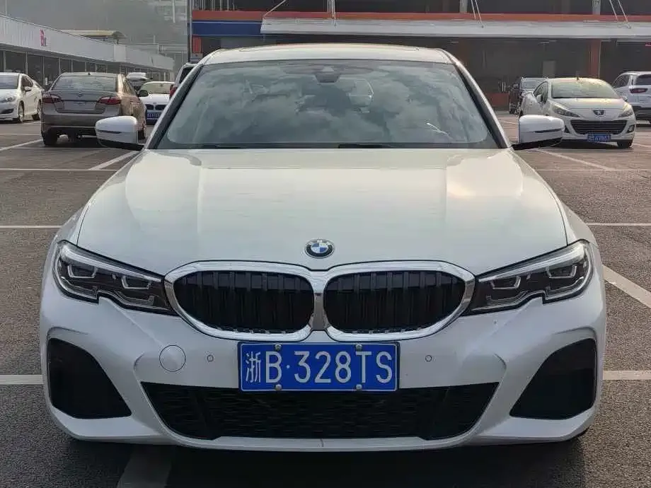 BMW 3 Series 2021 из CN, фото 1