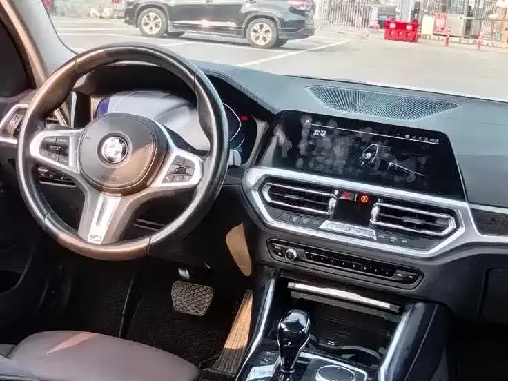 BMW 3 Series 2021 из CN, фото 3