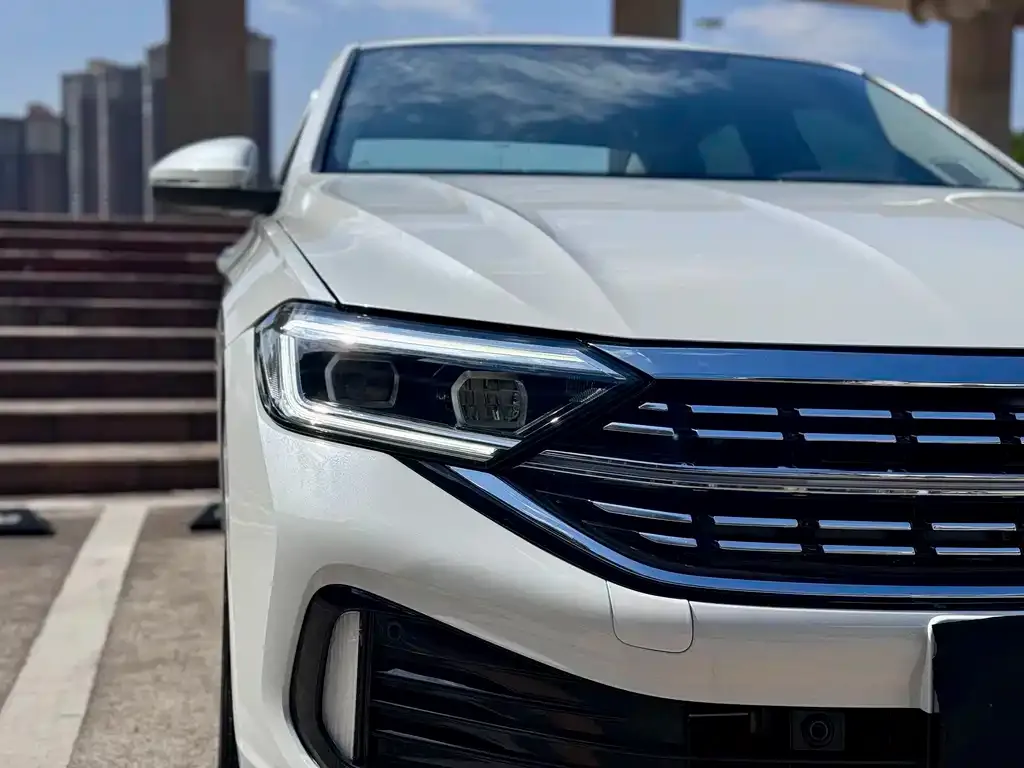 Volkswagen Sagitar 2022 из CN, фото 2