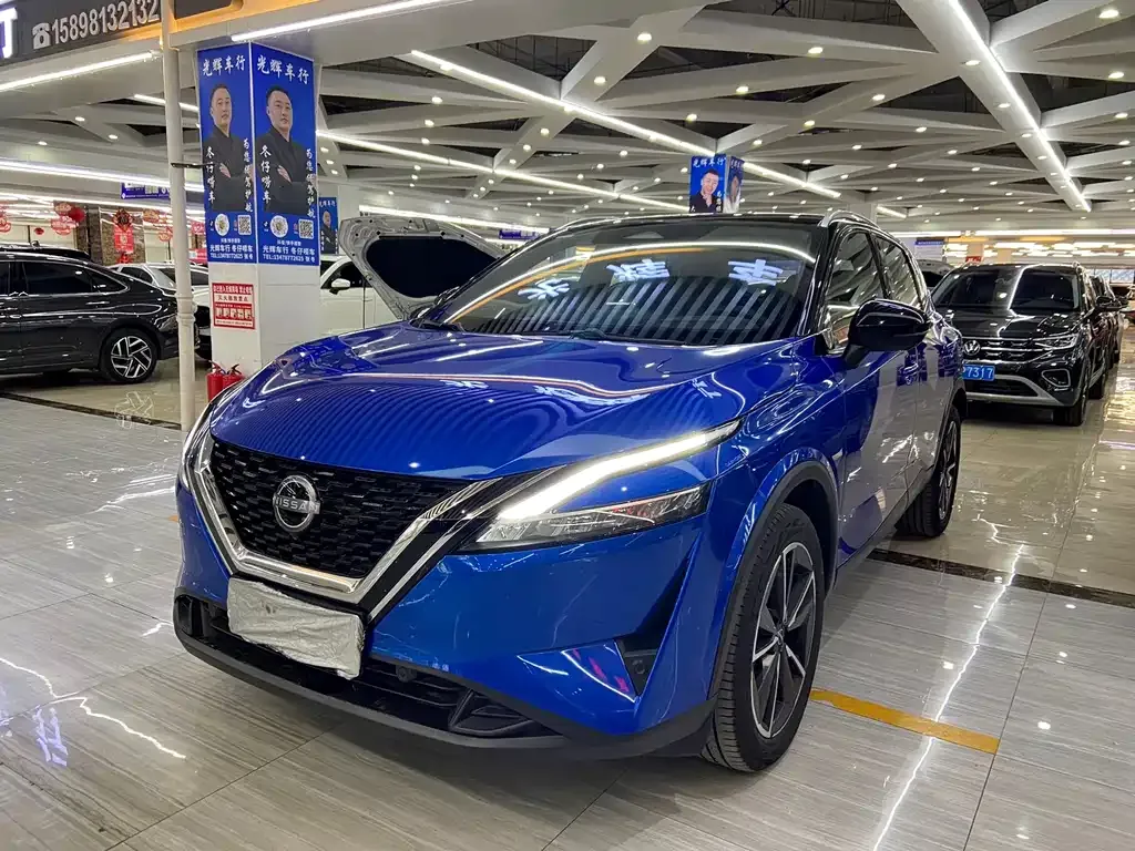 Nissan Qashqai — фото 1