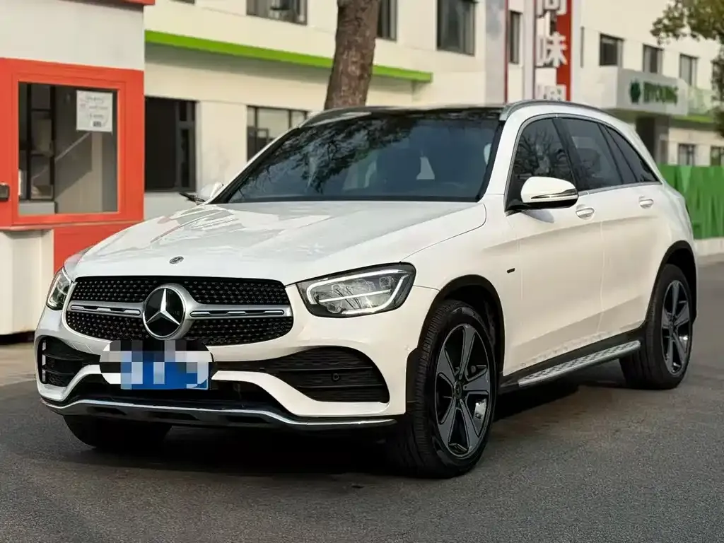 Mercedes-Benz GLC — фото 1