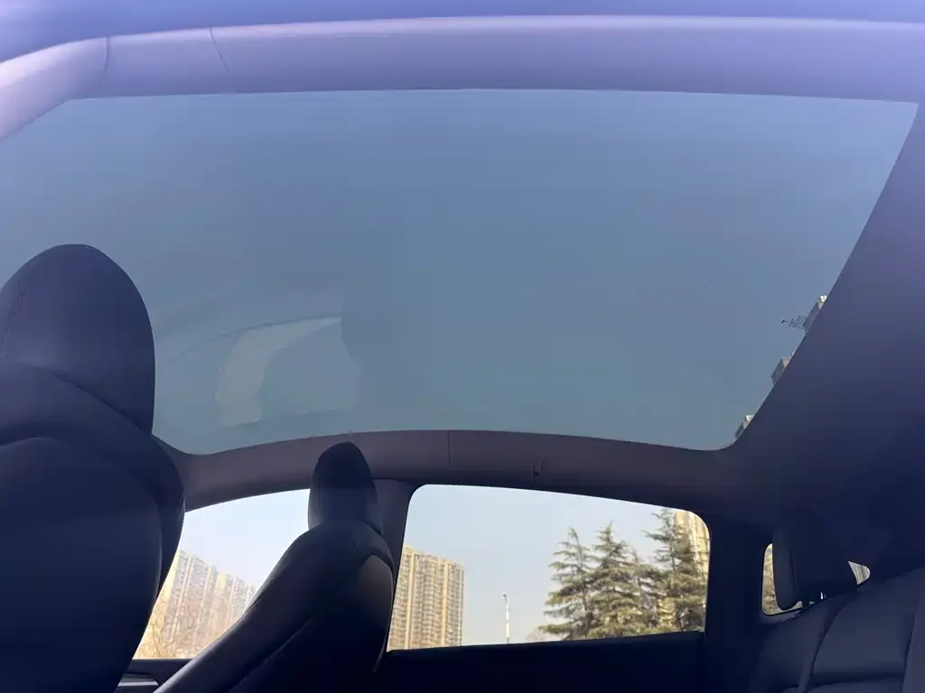 Tesla Model Y 2023 из CN, фото 3