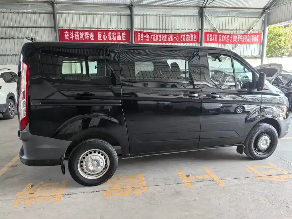 Ford Transit 2022 из CN, фото 4