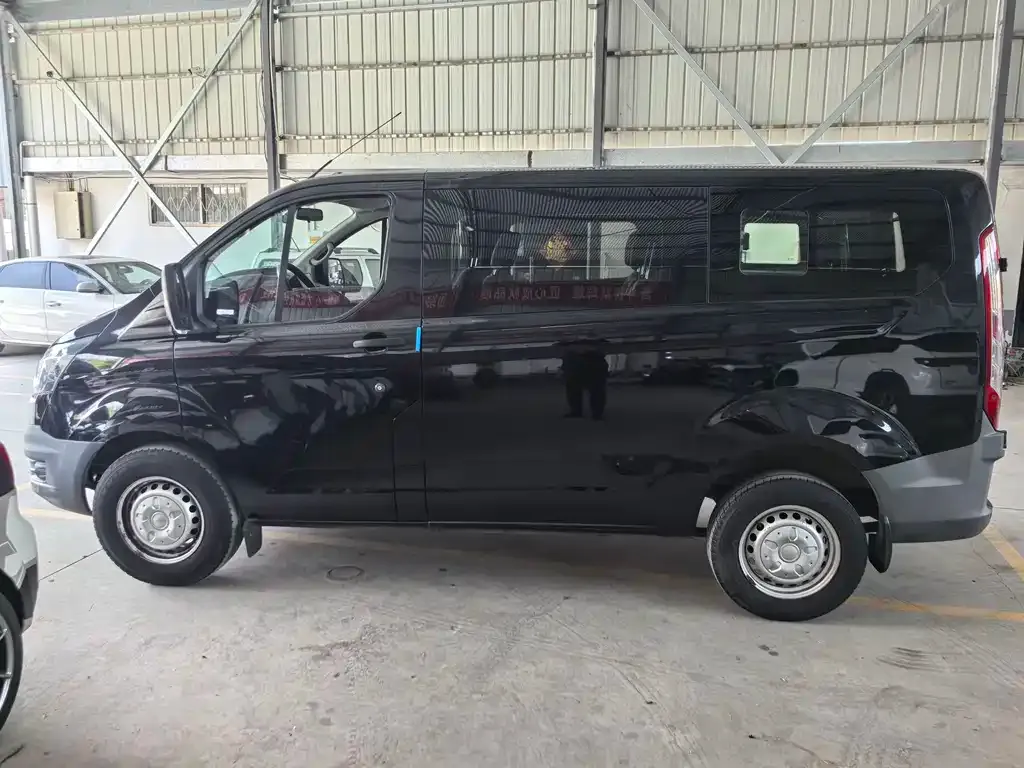 Ford Transit 2022 из CN, фото 6