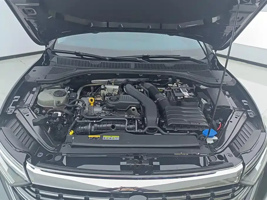Volkswagen Sagitar 2024 из CN, фото 8