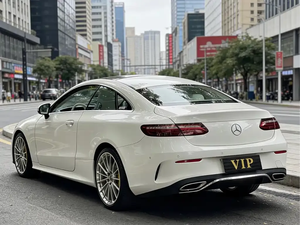 Mercedes-Benz E-Class (Import) — фото 2