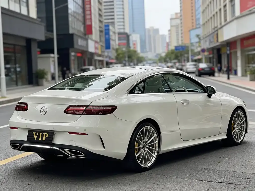 Mercedes-Benz E-Class (Import) — фото 5