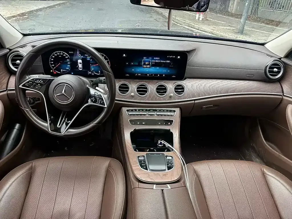 Mercedes-Benz E-Class 2023 из CN, фото 4