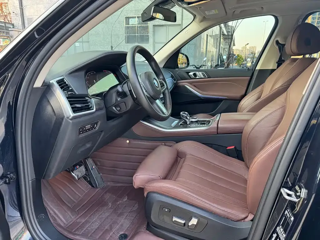 BMW X5 (Import) — фото 9