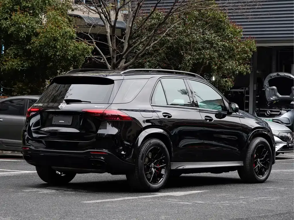 Mercedes-Benz GLE — фото 8