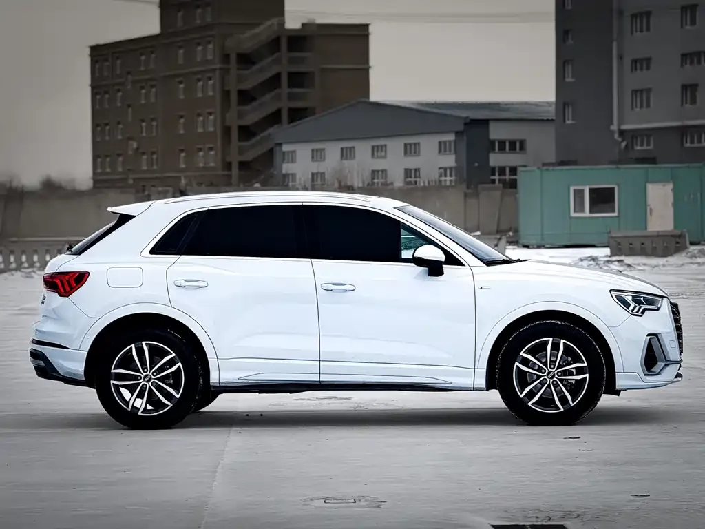 Audi Q3 2022 из CN, фото 5