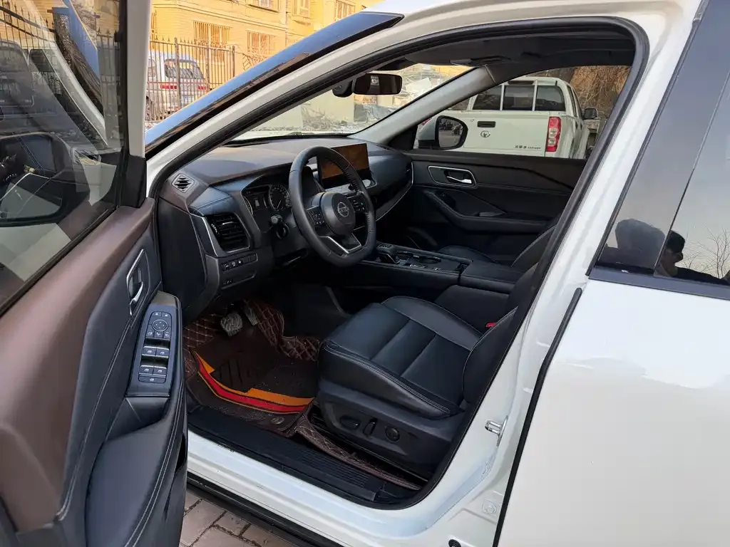 Nissan X-Trail 2021 из CN, фото 2