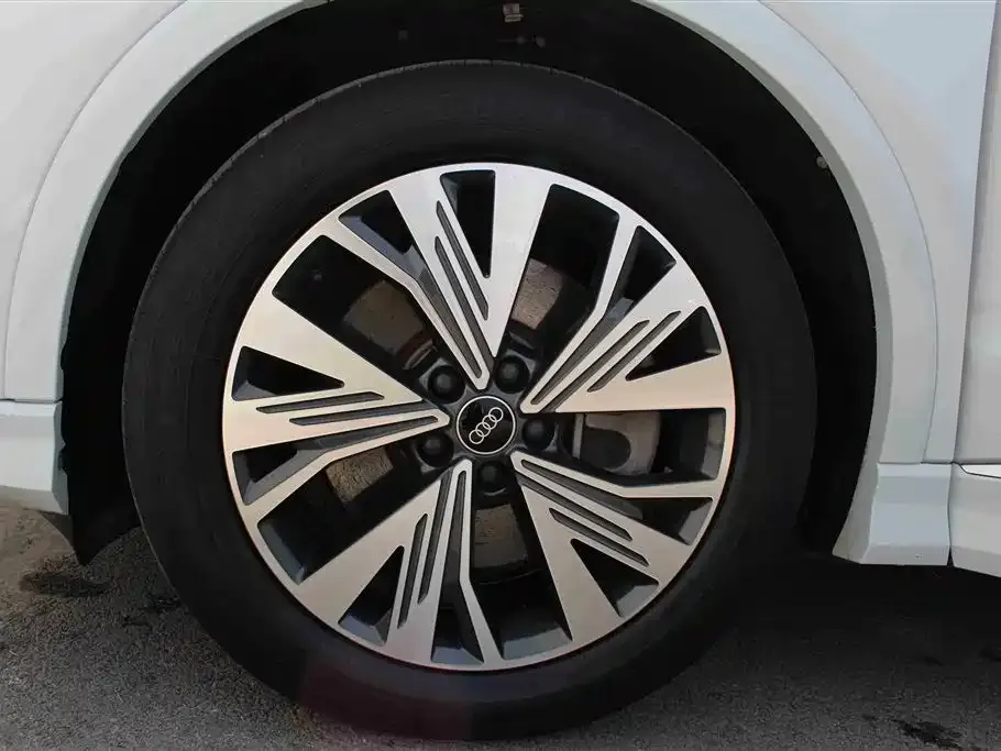 Audi Q4 e-tron 2023 из CN, фото 9