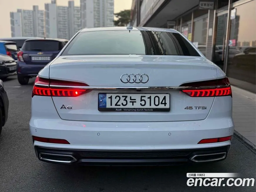 Audi A6 — фото 6