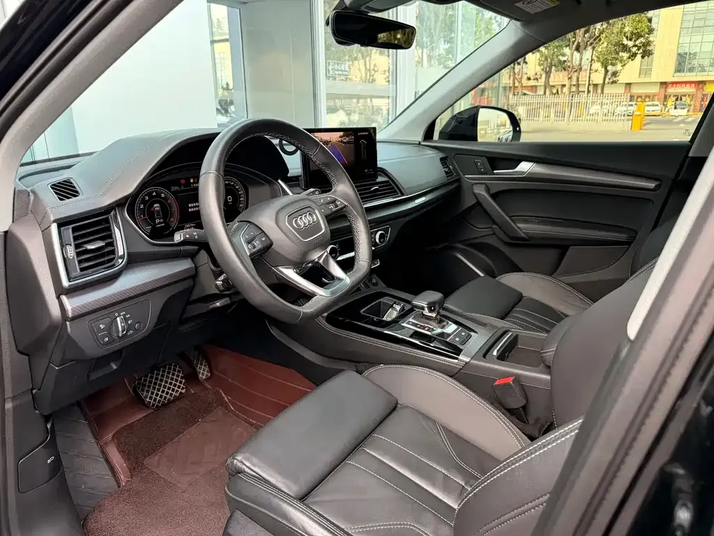 Audi Q5L 2023 из CN, фото 5