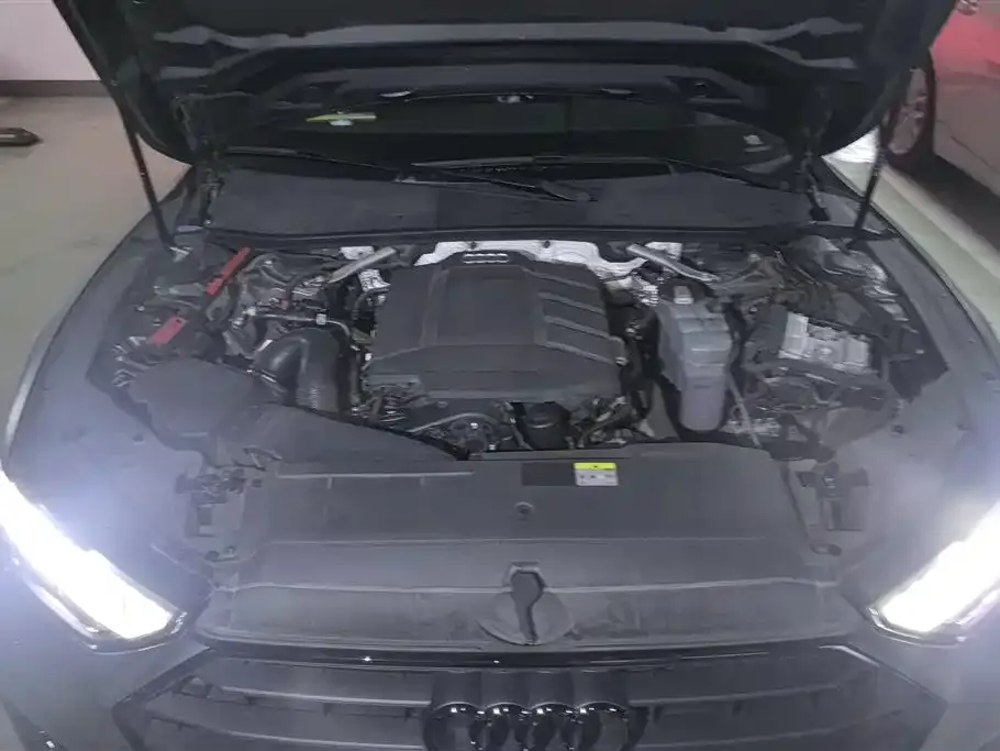 Audi A7 2022 из CN, фото 6