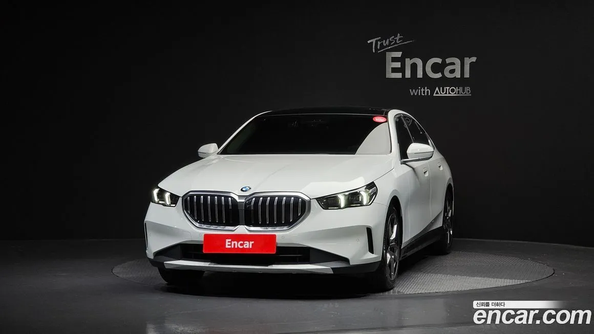 BMW 5-Series 2024 из KR, фото 9