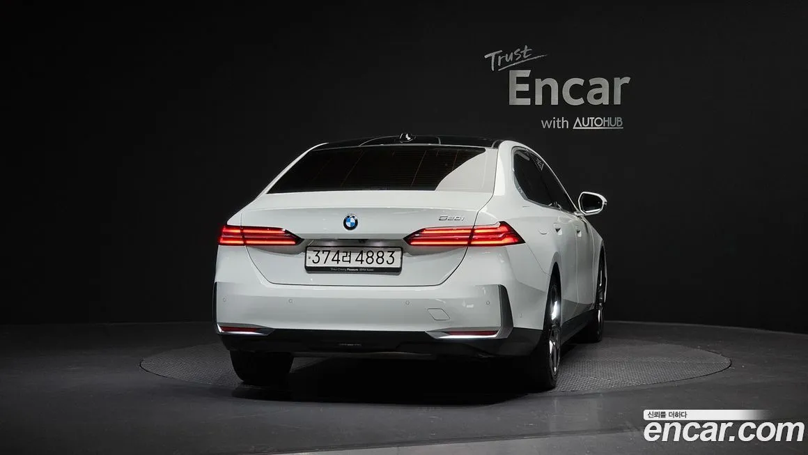 BMW 5-Series 2024 из KR, фото 2