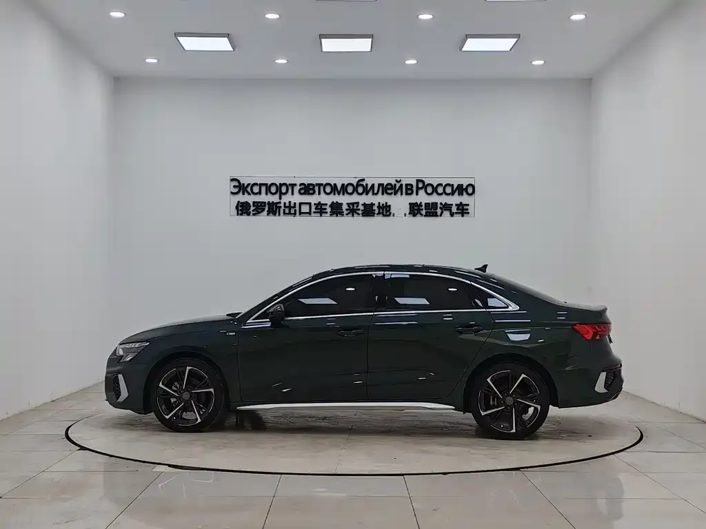 Audi A3 — фото 9