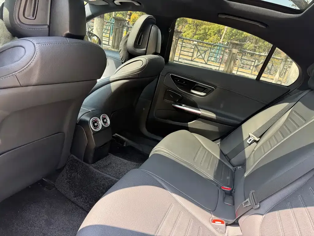 Mercedes-Benz C-Class 2025 из CN, фото 9