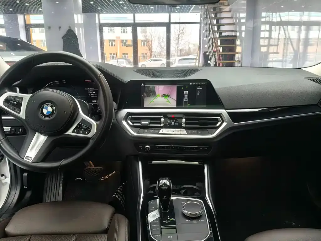 BMW 3 Series 2022 из CN, фото 10