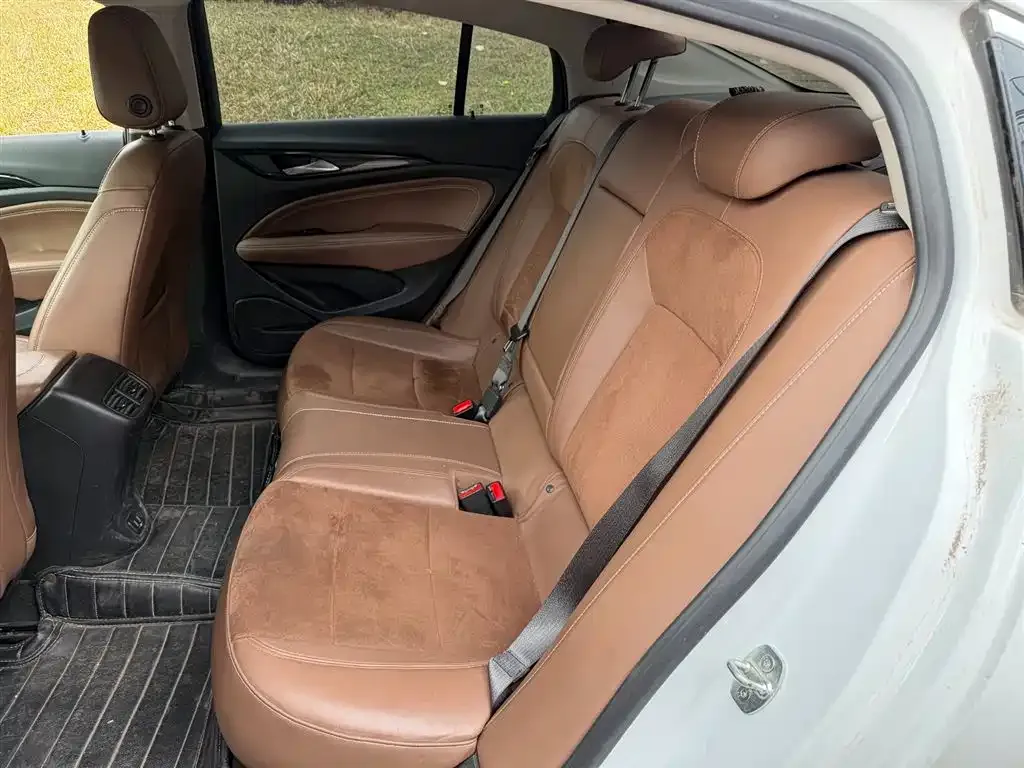 Buick Regal — фото 5