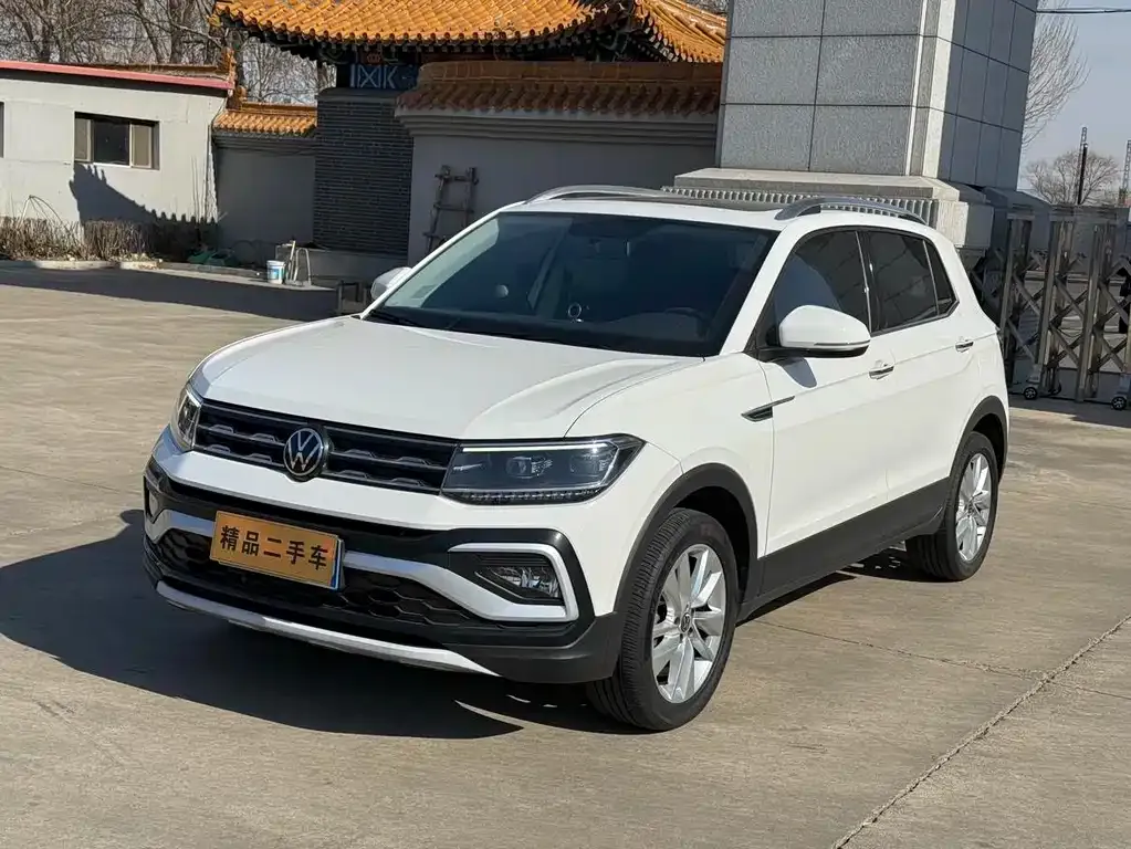Volkswagen T-Cross — фото 1