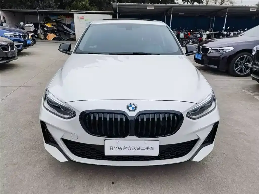 BMW 1 Series 2022 из CN, фото 4