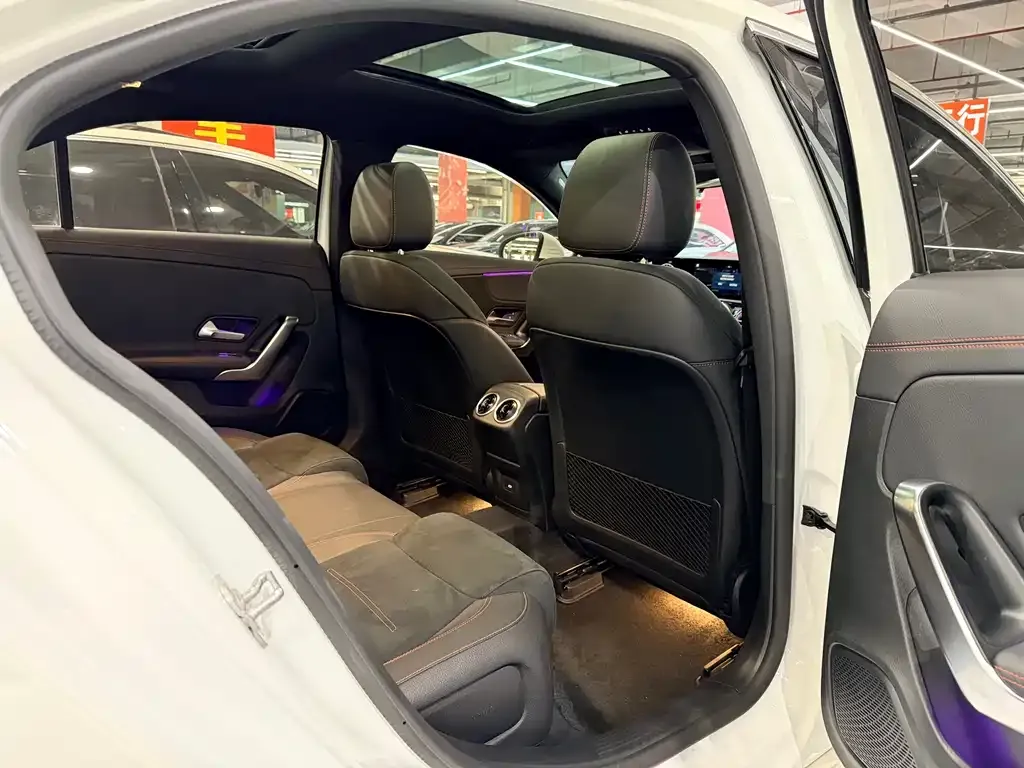 Mercedes-Benz A-Class 2024 из CN, фото 6