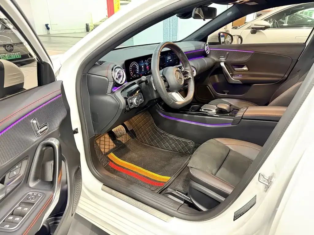 Mercedes-Benz A-Class 2024 из CN, фото 9