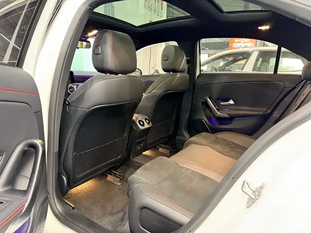 Mercedes-Benz A-Class 2024 из CN, фото 10