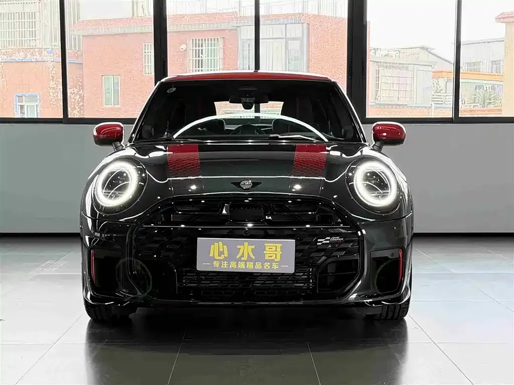 MINI JCW (John Cooper Works) 2025 из CN, фото 4
