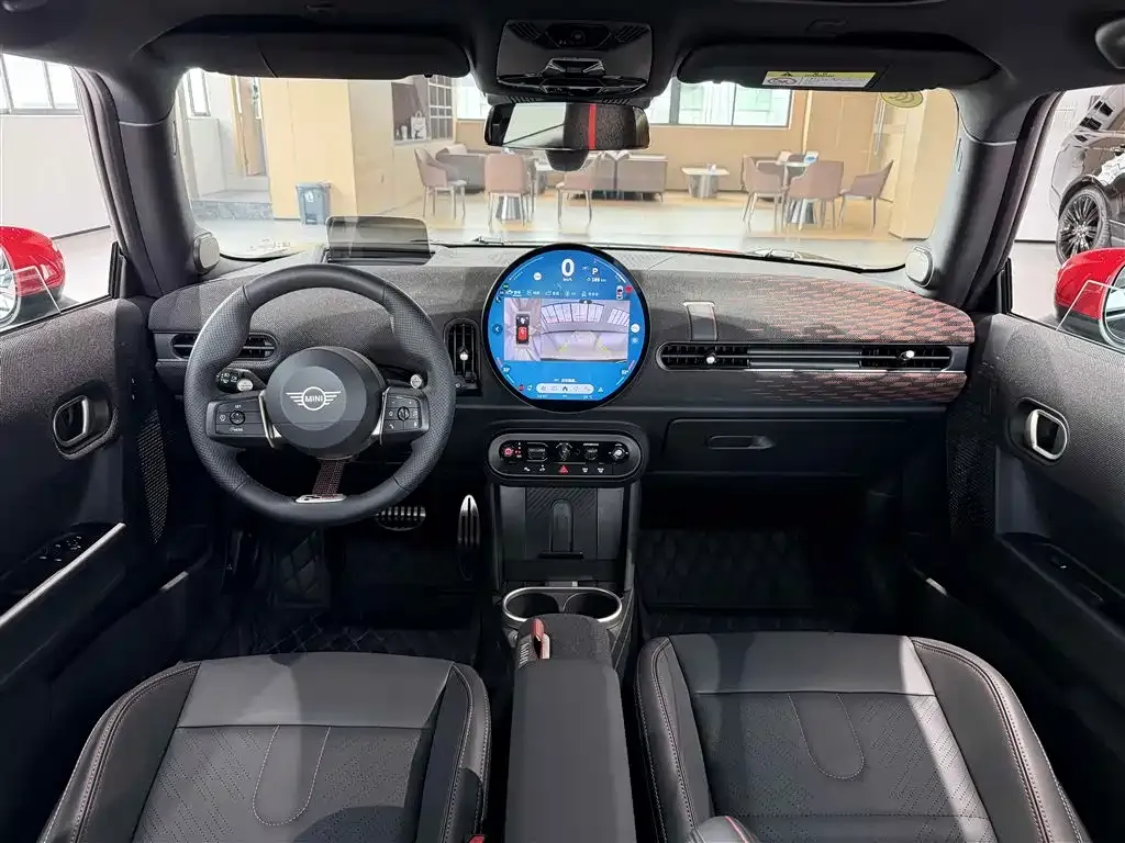 MINI JCW (John Cooper Works) 2025 из CN, фото 2