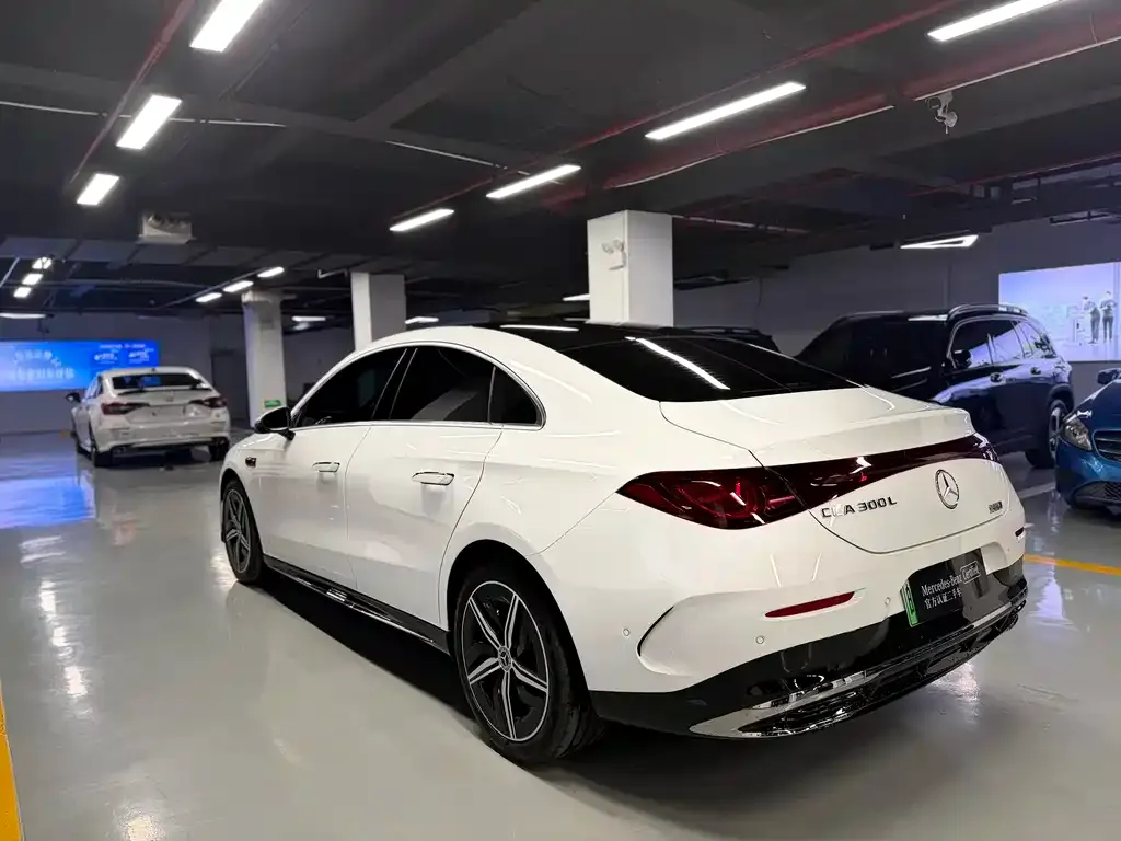 Mercedes-Benz CLA PHEV — фото 6