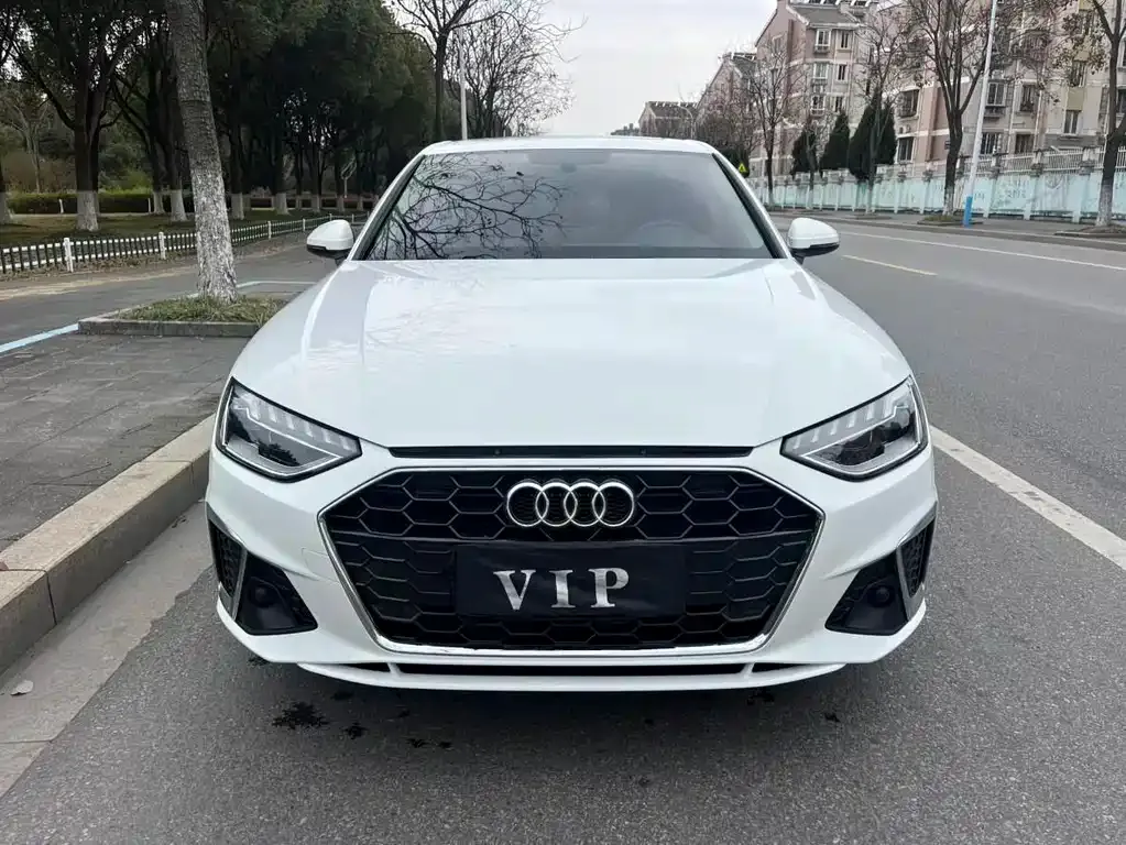 Audi A4L 2021 из CN, фото 7
