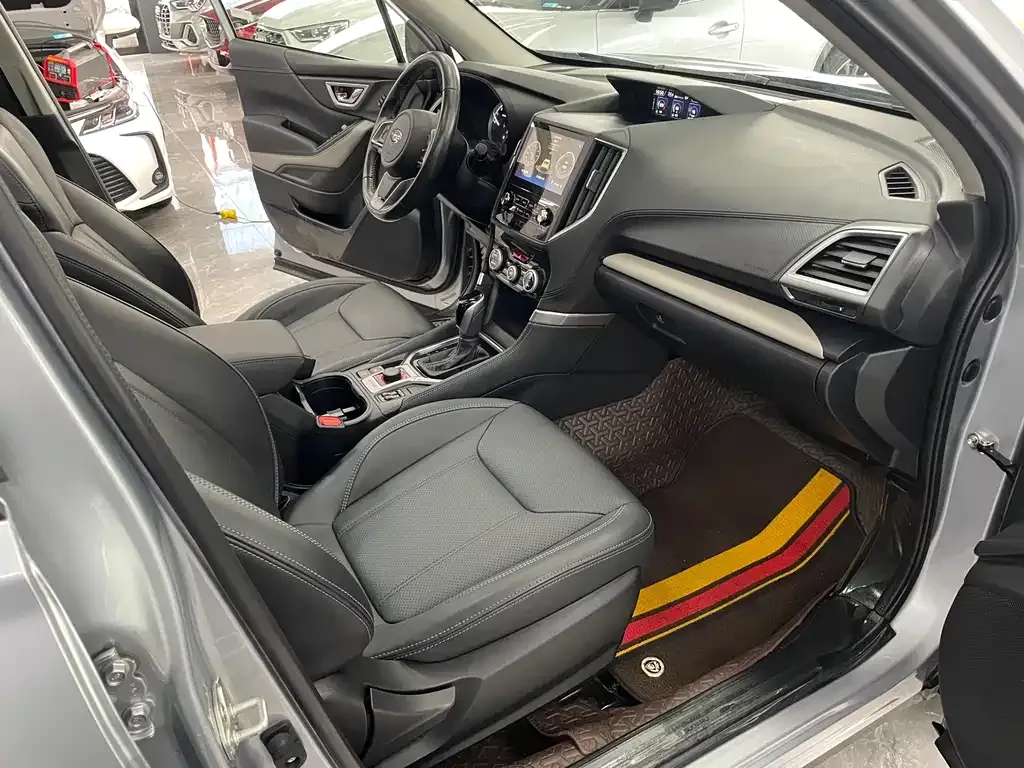 Subaru Forester 2022 из CN, фото 8