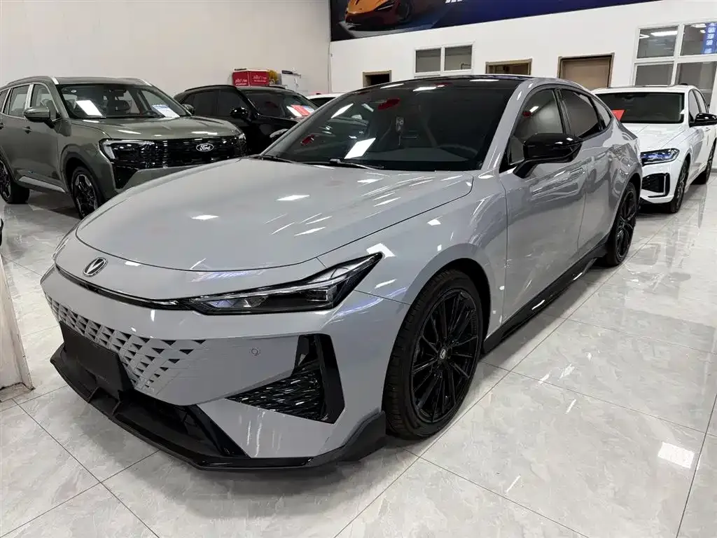Changan UNI-V 2024 из CN, фото 1