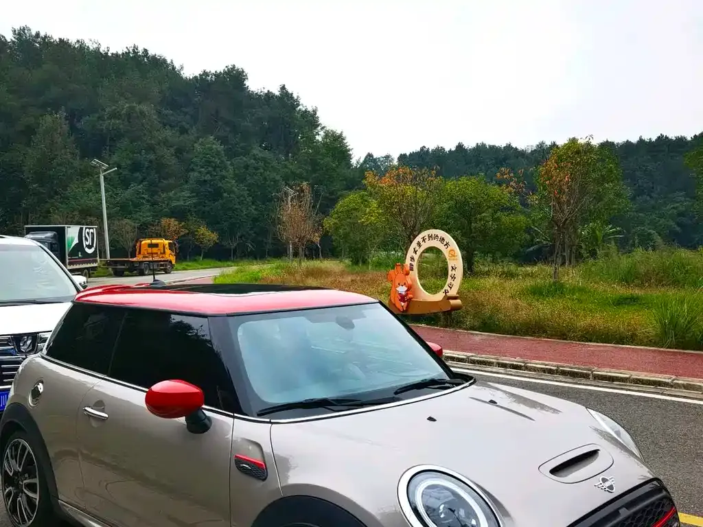 MINI JCW (John Cooper Works) 2022 из CN, фото 2