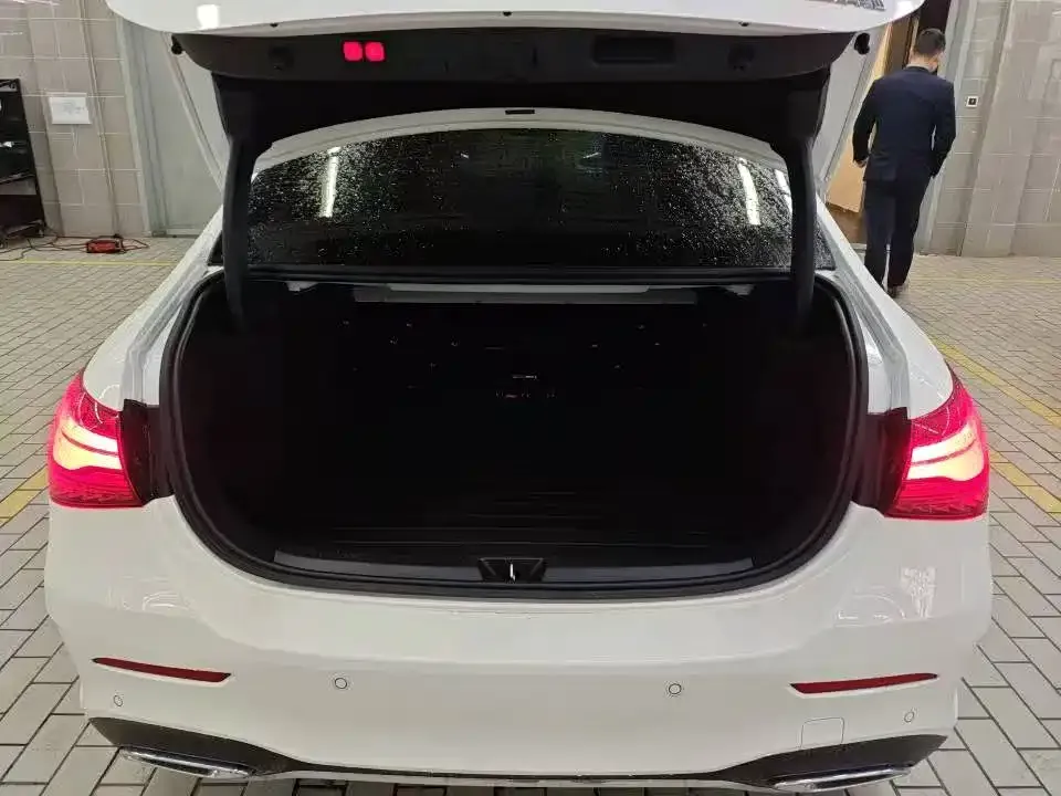Mercedes-Benz A-Class 2023 из CN, фото 8