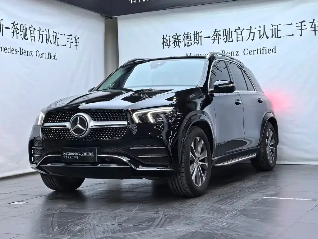 Mercedes-Benz GLE — фото 1