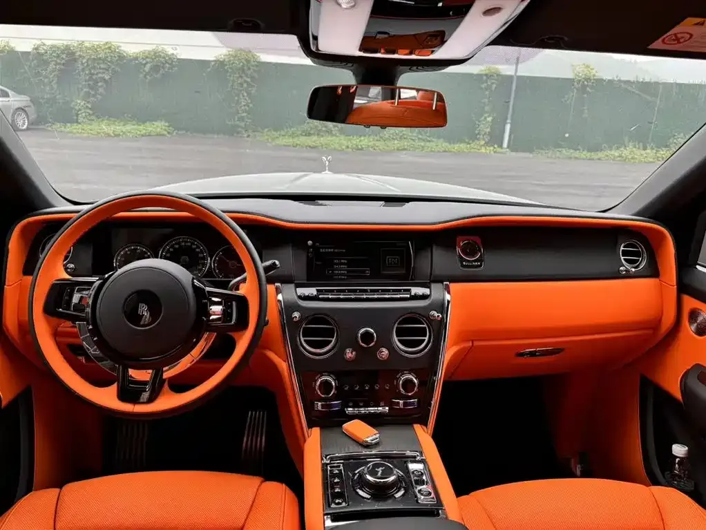 Rolls-Royce Cullinan 2023 из CN, фото 7