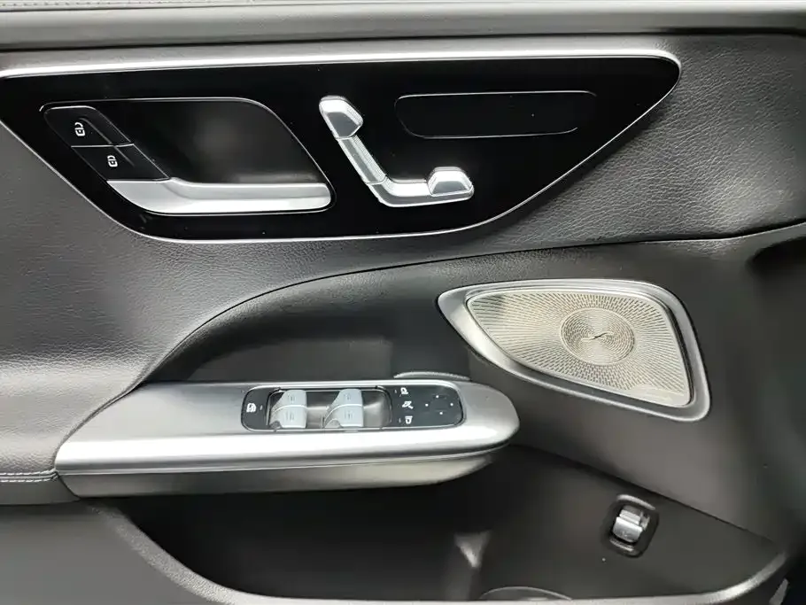 Mercedes-Benz C-Class 2023 из CN, фото 3