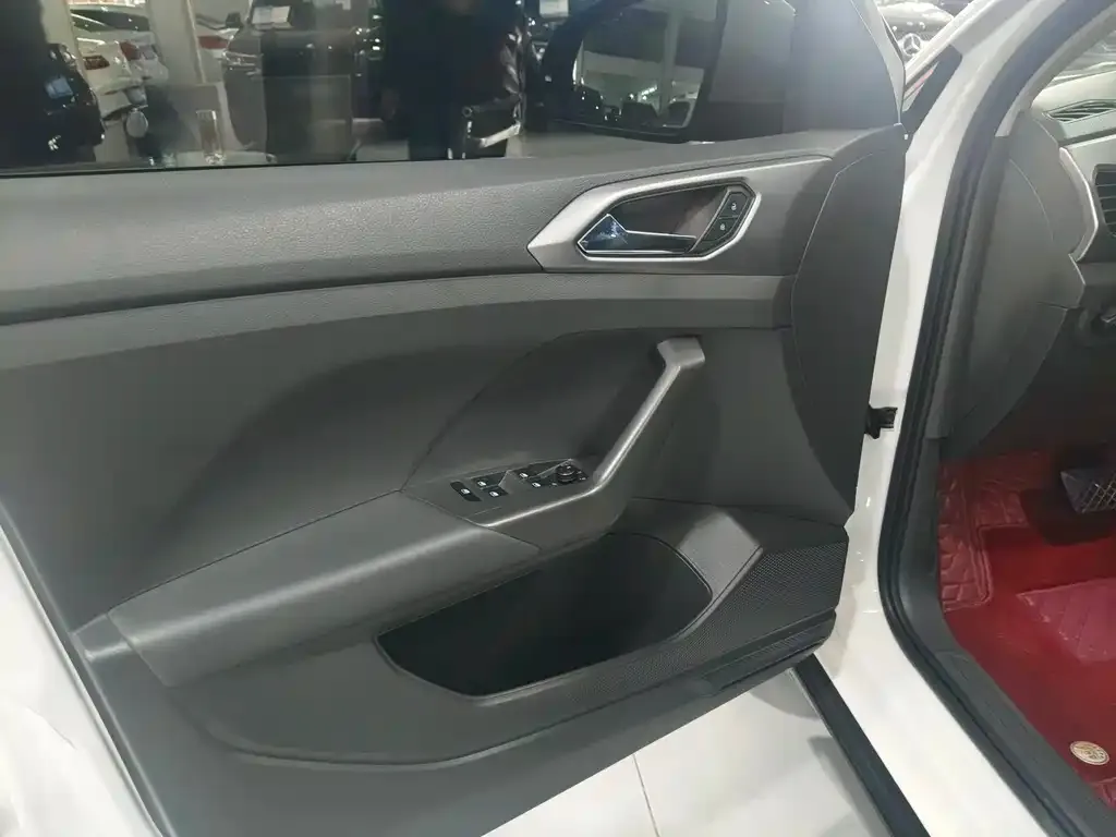 Volkswagen T-Cross 2021 из CN, фото 2