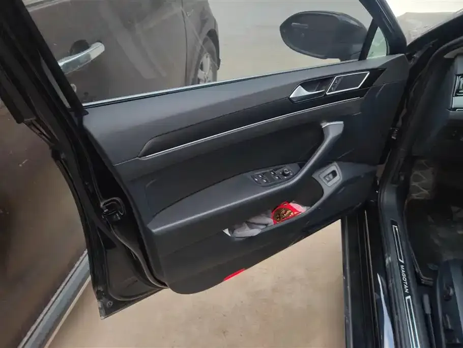 Volkswagen Magotan 2022 из CN, фото 3